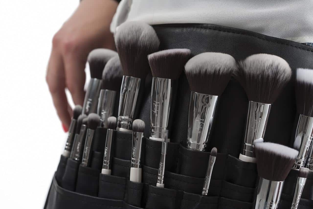 Types of Makeup Brushes
