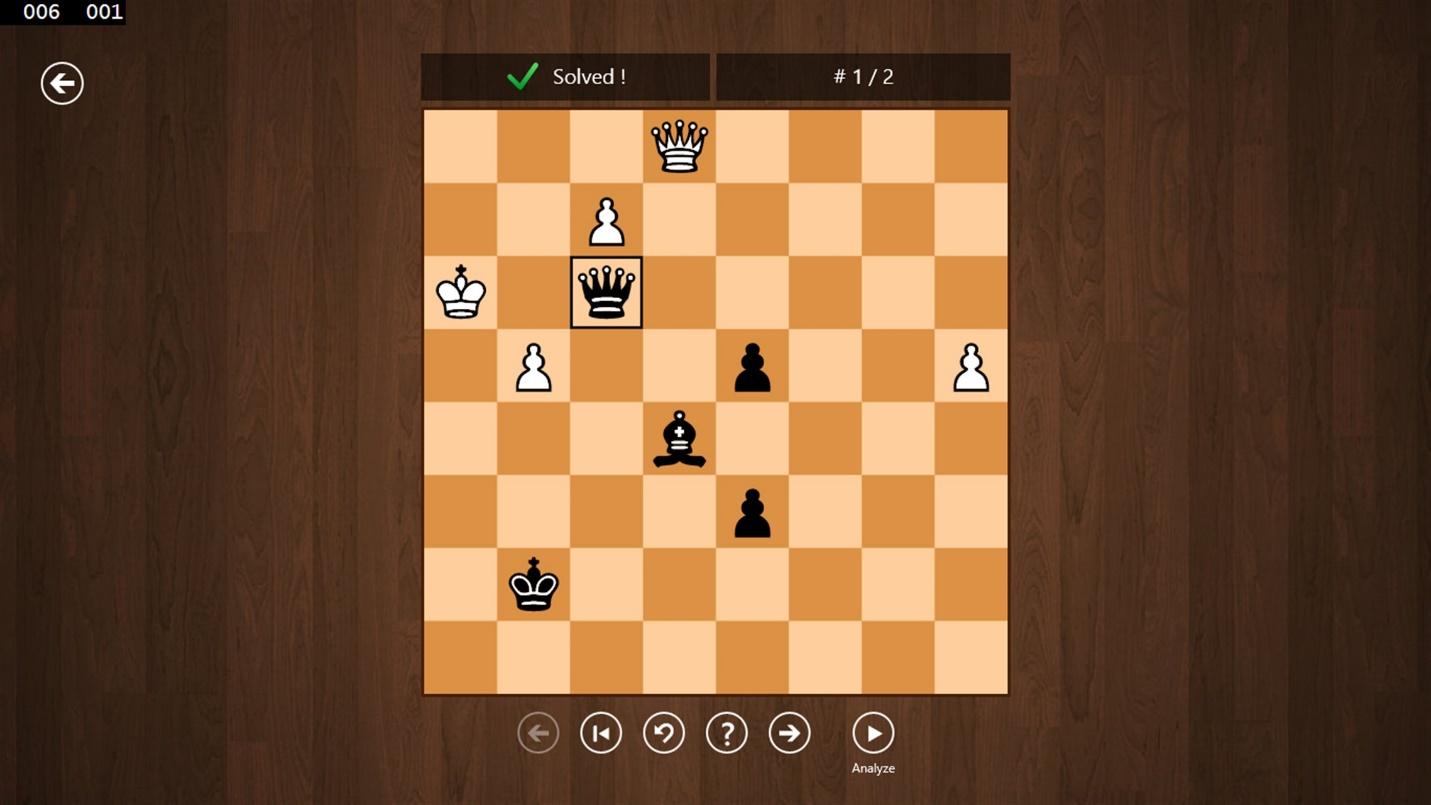 A main picture of Chess Tactics Pro, one of the best chess games for android