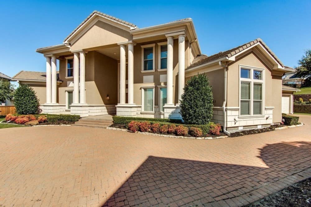 4-Bedroom Colonial Style Two-Story Home with Balcony