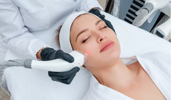 Os 7 usos mais comuns da laserterapia na estética – Complexo Vitta