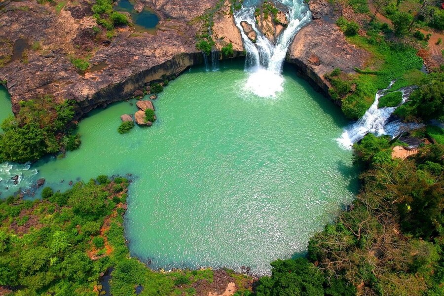 Dray Sap Waterfall is the most beautiful and majestic waterfall in the Central Highlands. Source: tinnhanhchungkhoan   