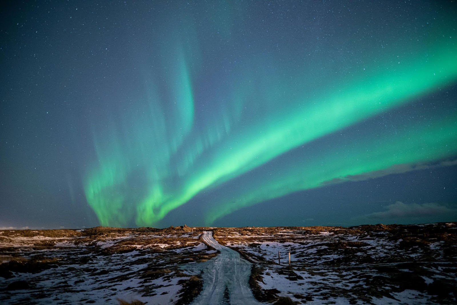 10 places to visit, Dreamy Northern Lights in Reykjavik, Iceland