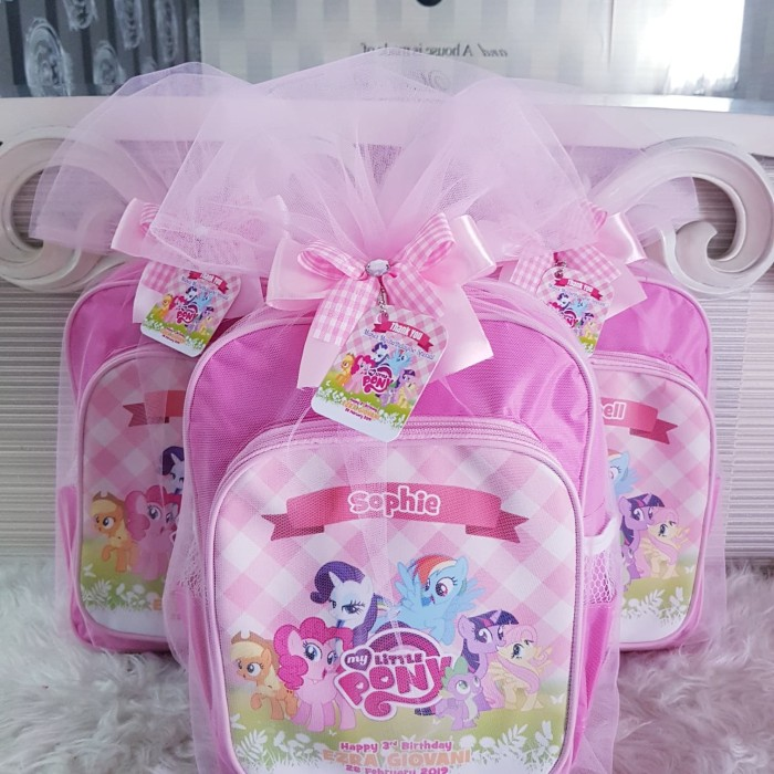 Hampers Berisi Tas Sekolah Lucu