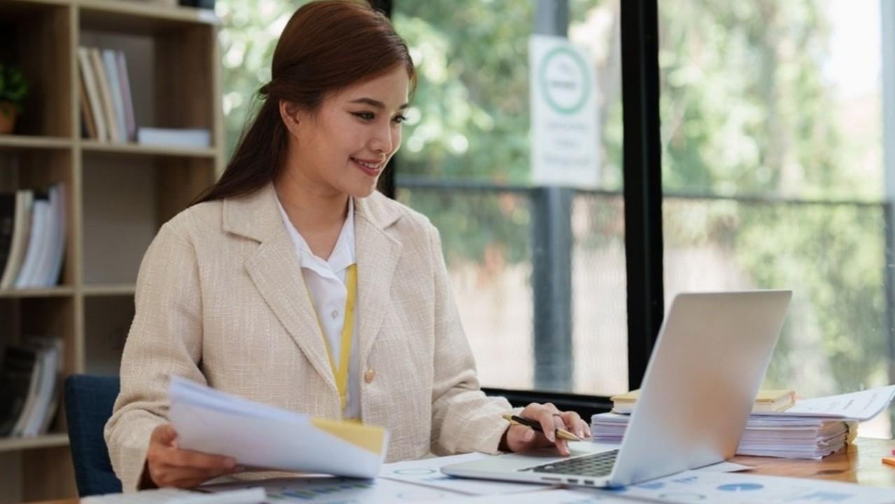 Benefits of Having a Company Business Account in the UAE
