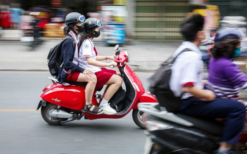 Nếu bạn 17 tuổi, bạn được phép lái xe gắn máy