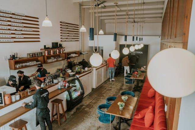 10 Furniture Cafe untuk Mendukung Interior