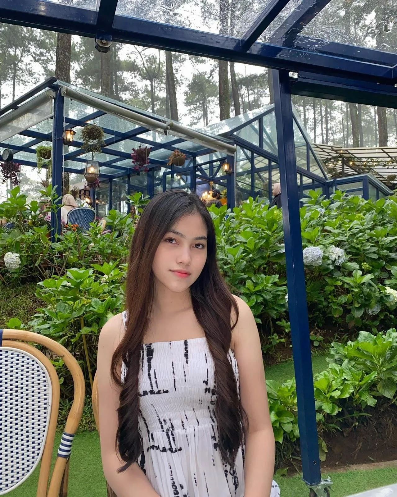 Gadis Seksi yang Membuatmu Tak Bisa Berhenti Memikirkan, gadis seksi, tidak berhenti memikirkan, cewek menggoda