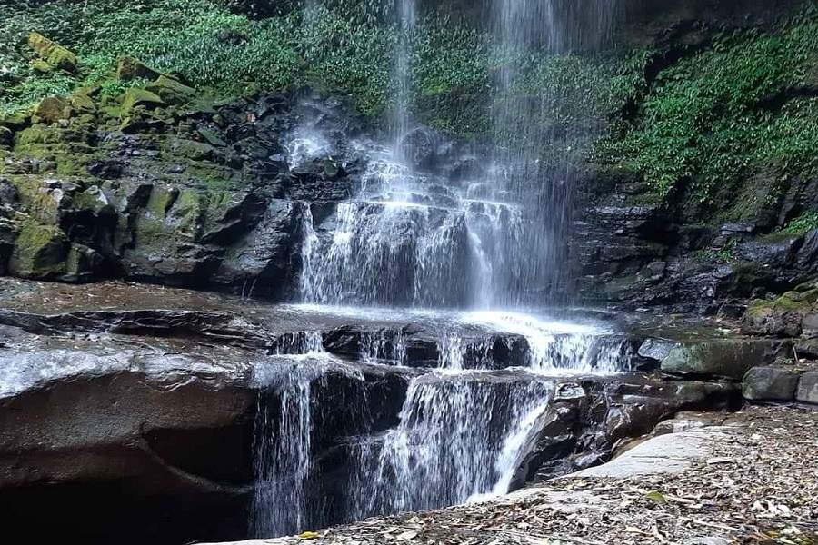 Pam Poi waterfall