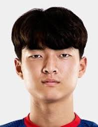 A picture of Kang-hee Lee 