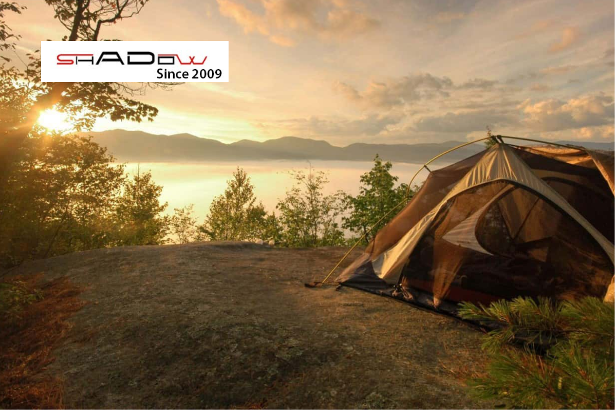 Camping là hoạt động vui chơi ngoài trời kết hợp cắm trại