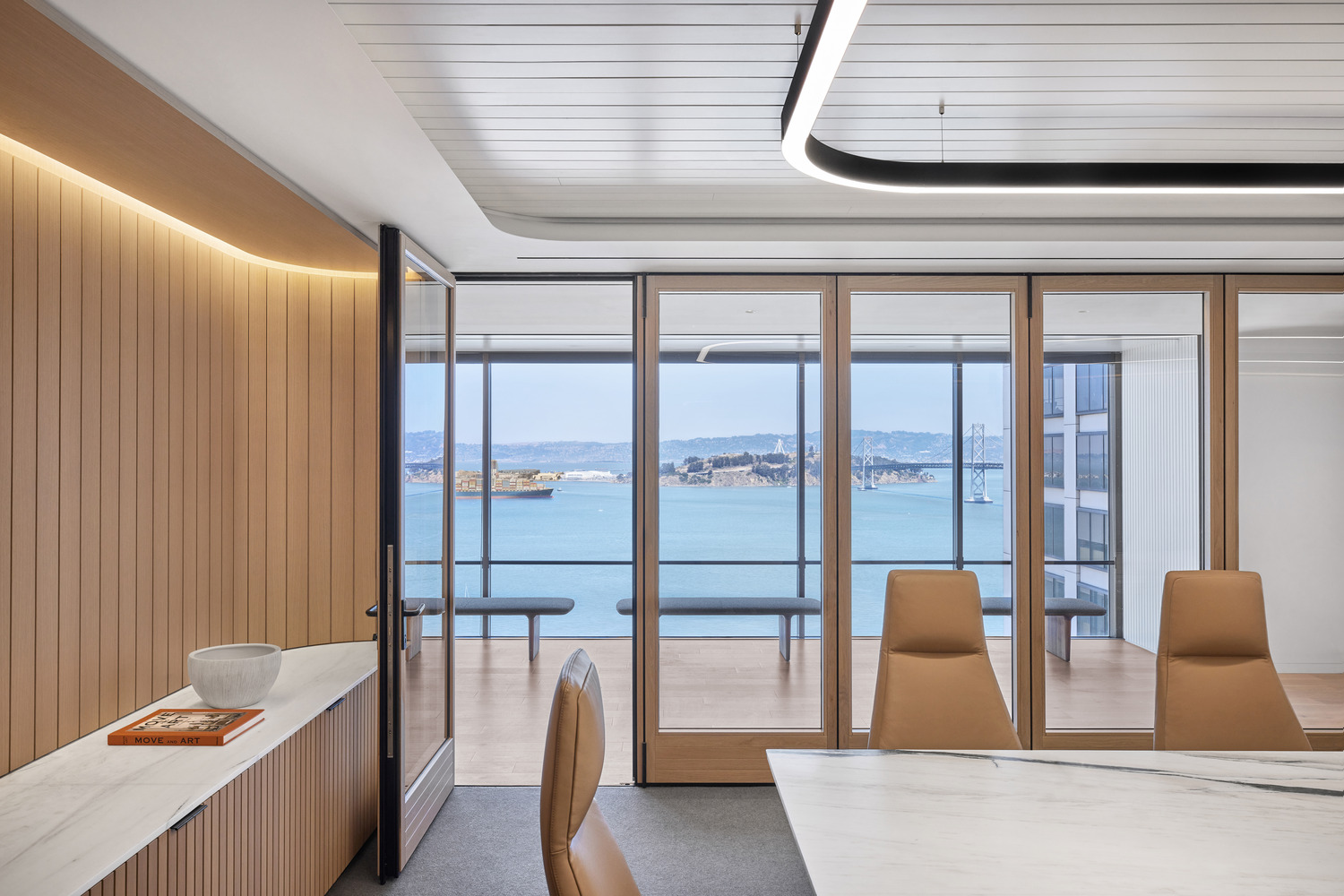 Image of a demountable wall partition in a commercial construction project 