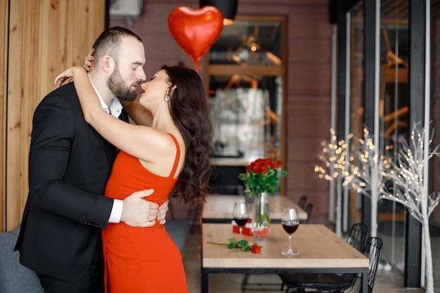Creating Memorable Moments on Date Night