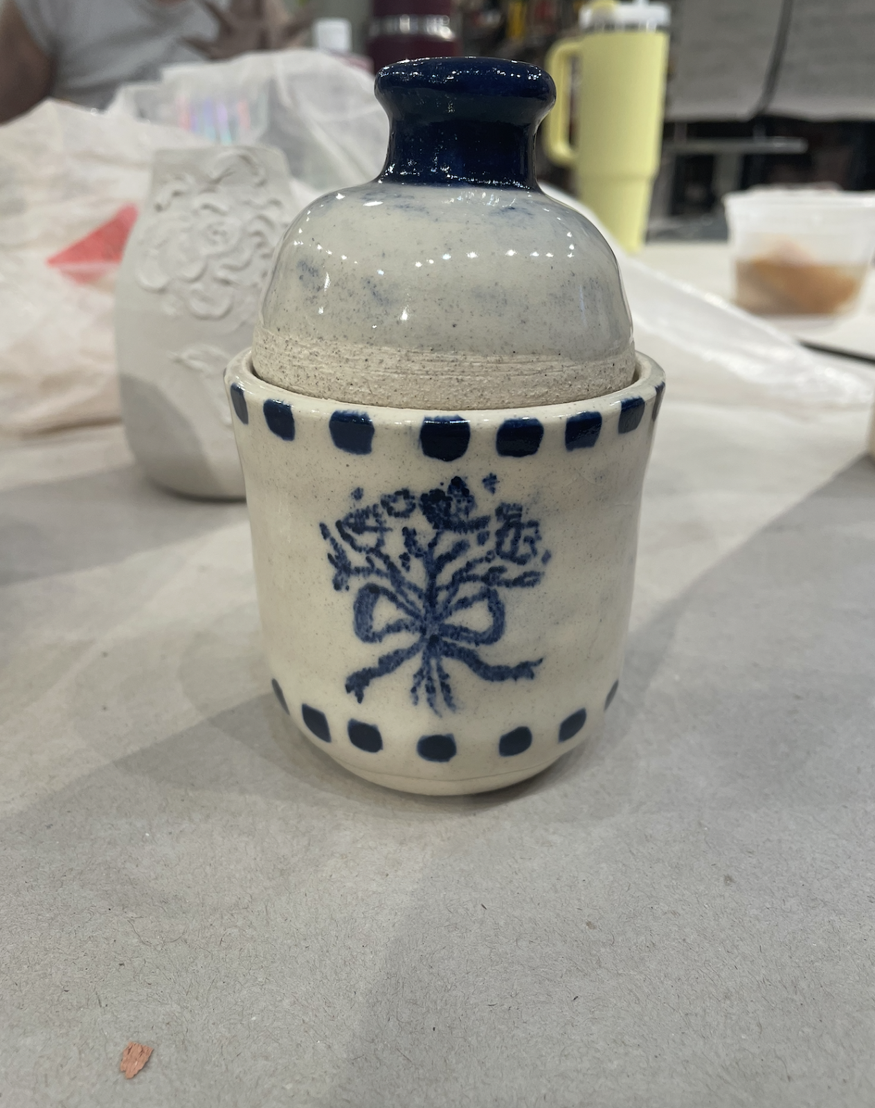 underglaze pencil