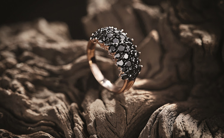 Black Diamonds Be Used in Engagement Rings? 1