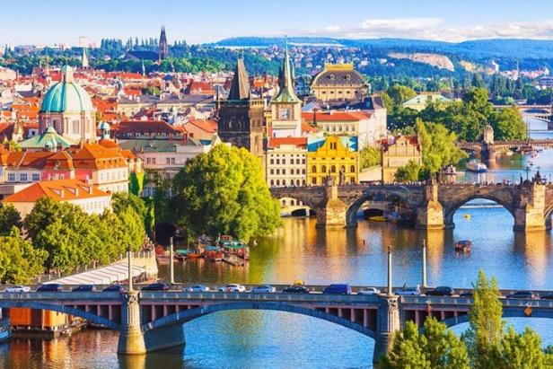 Khám Phá Vẻ Đẹp Cổ Kính Của Prague - Thủ Đô Lừng Lẫy Tại Cộng Hòa Czech