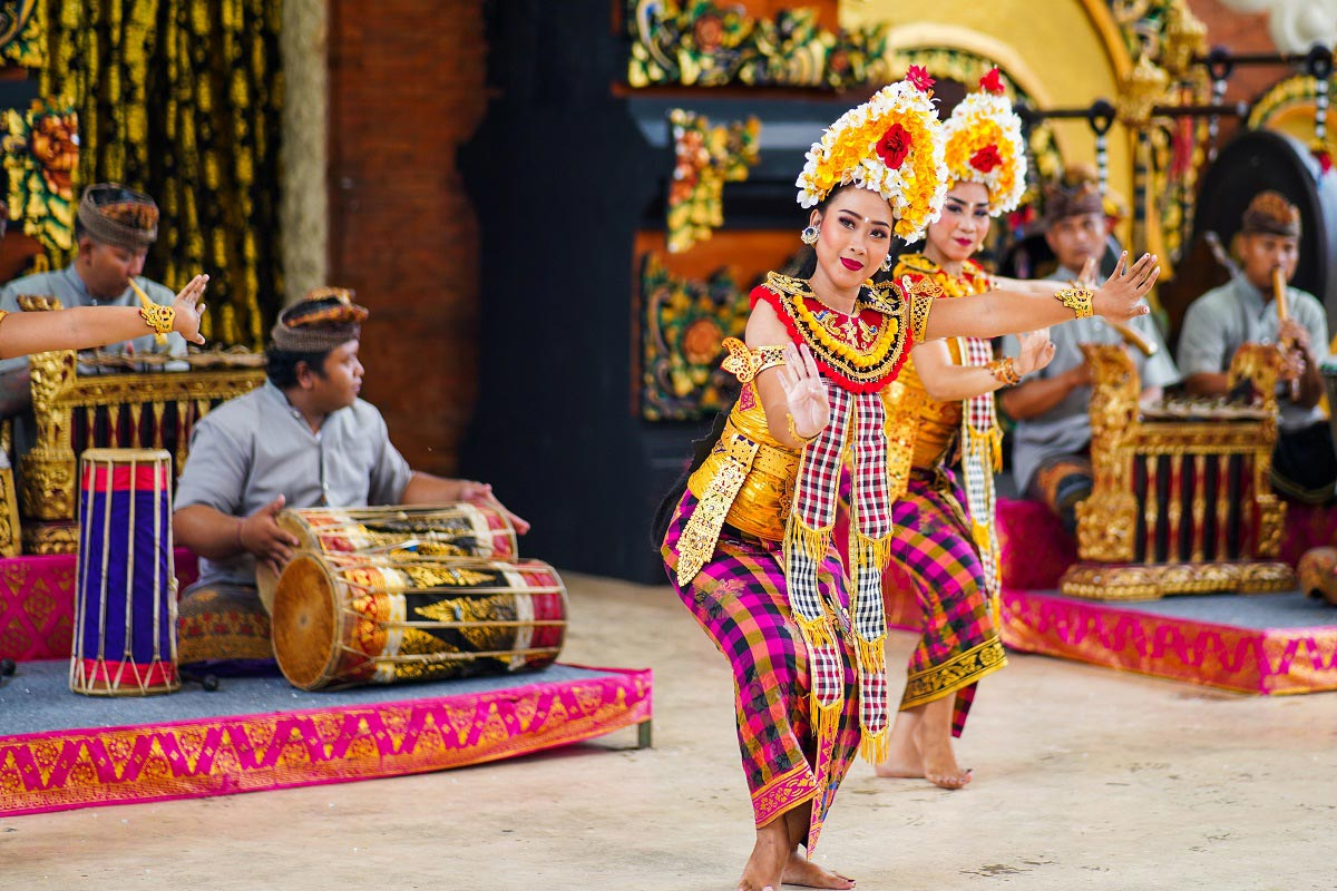 Tari Legong