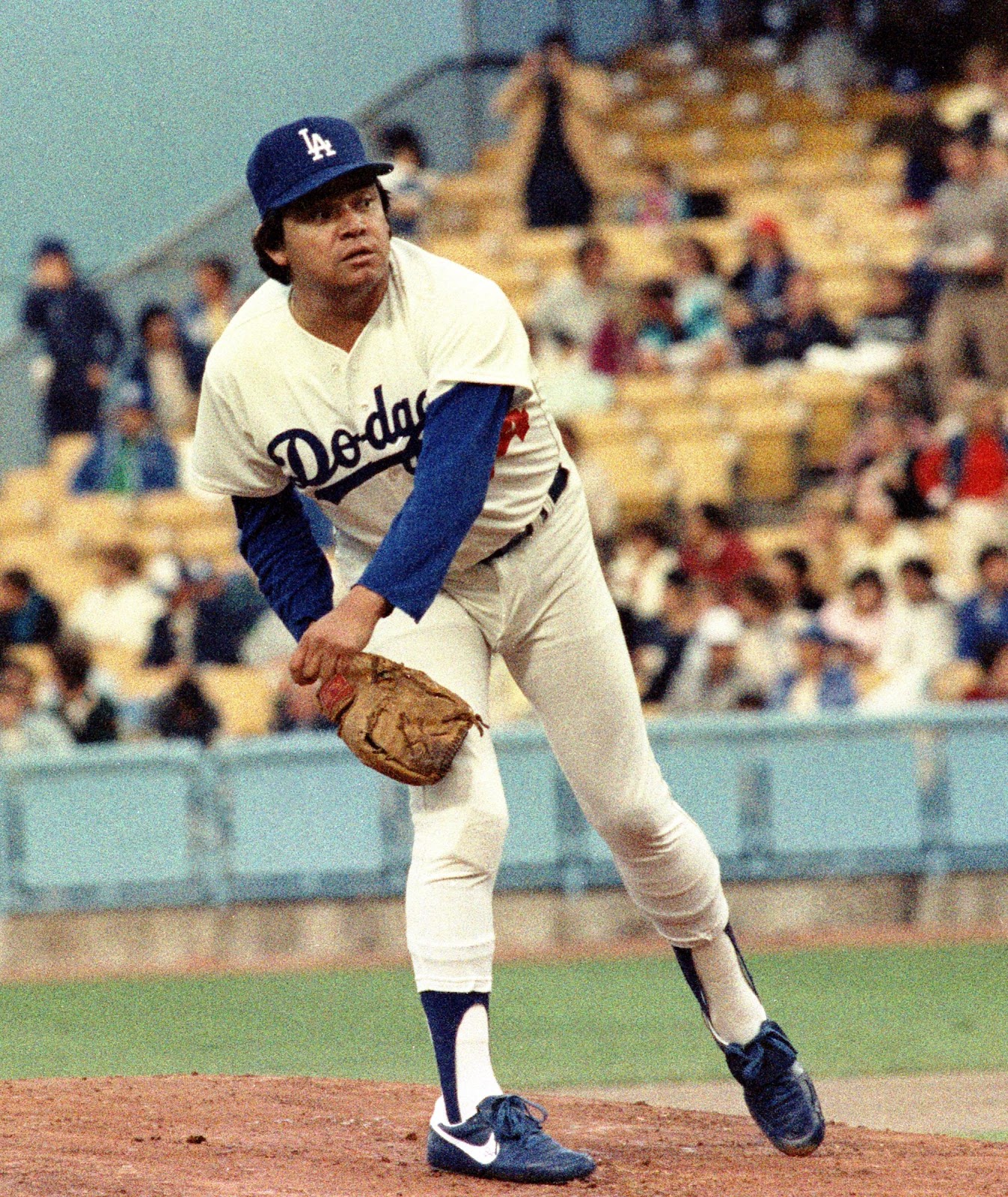 Fernando Valenzuela during Los Angeles Dodgers vs St. Louis Cardinals MLB playoff game, in Los Angeles, California, October 9, 1985 | Source: Getty Images