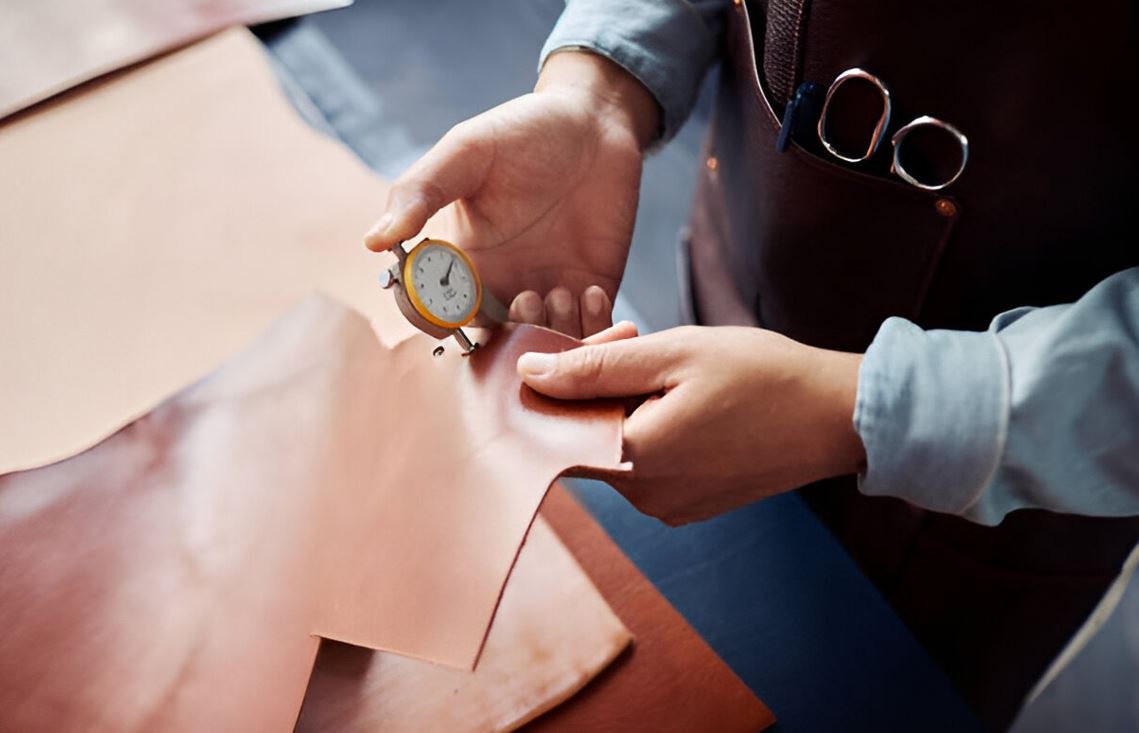 measure leather thickness