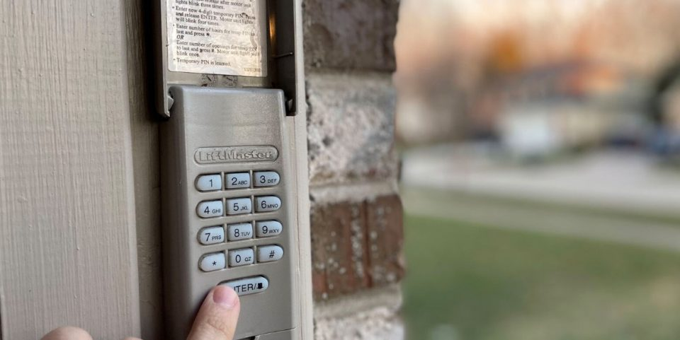 reset liftmaster garage door opener keypad