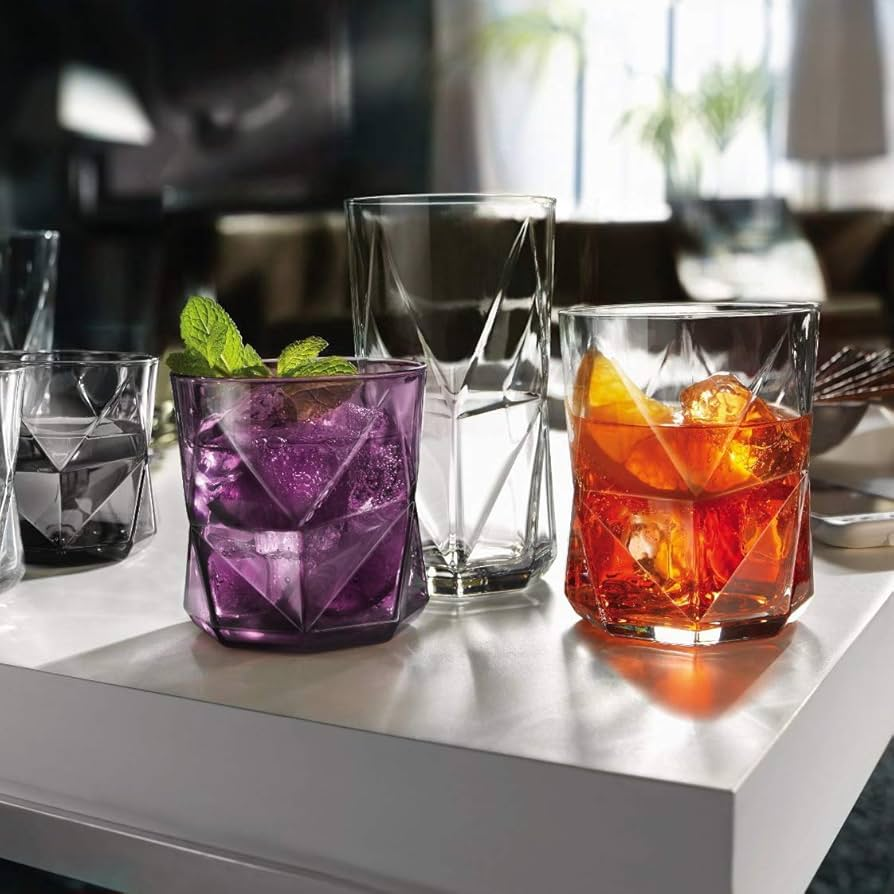 Ly thủy tinh đa năng: Từ cà phê sáng đến cocktail tối tại khách sạn - 2