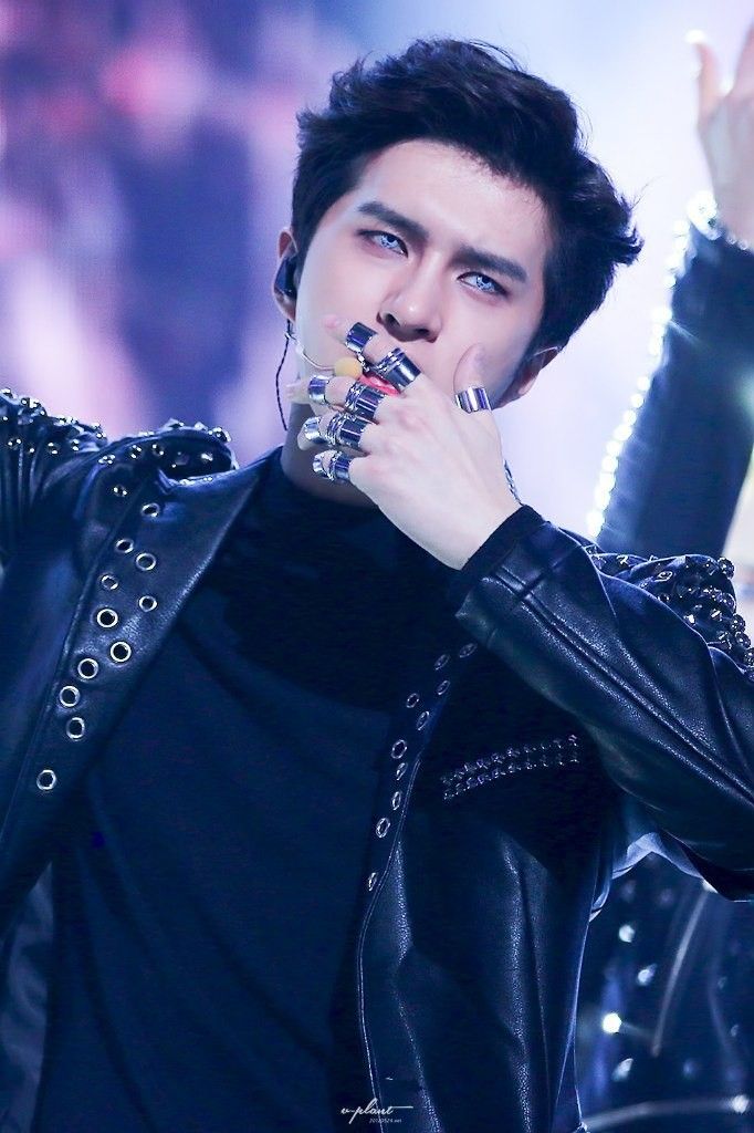 This contain an image of VIXX's Ken