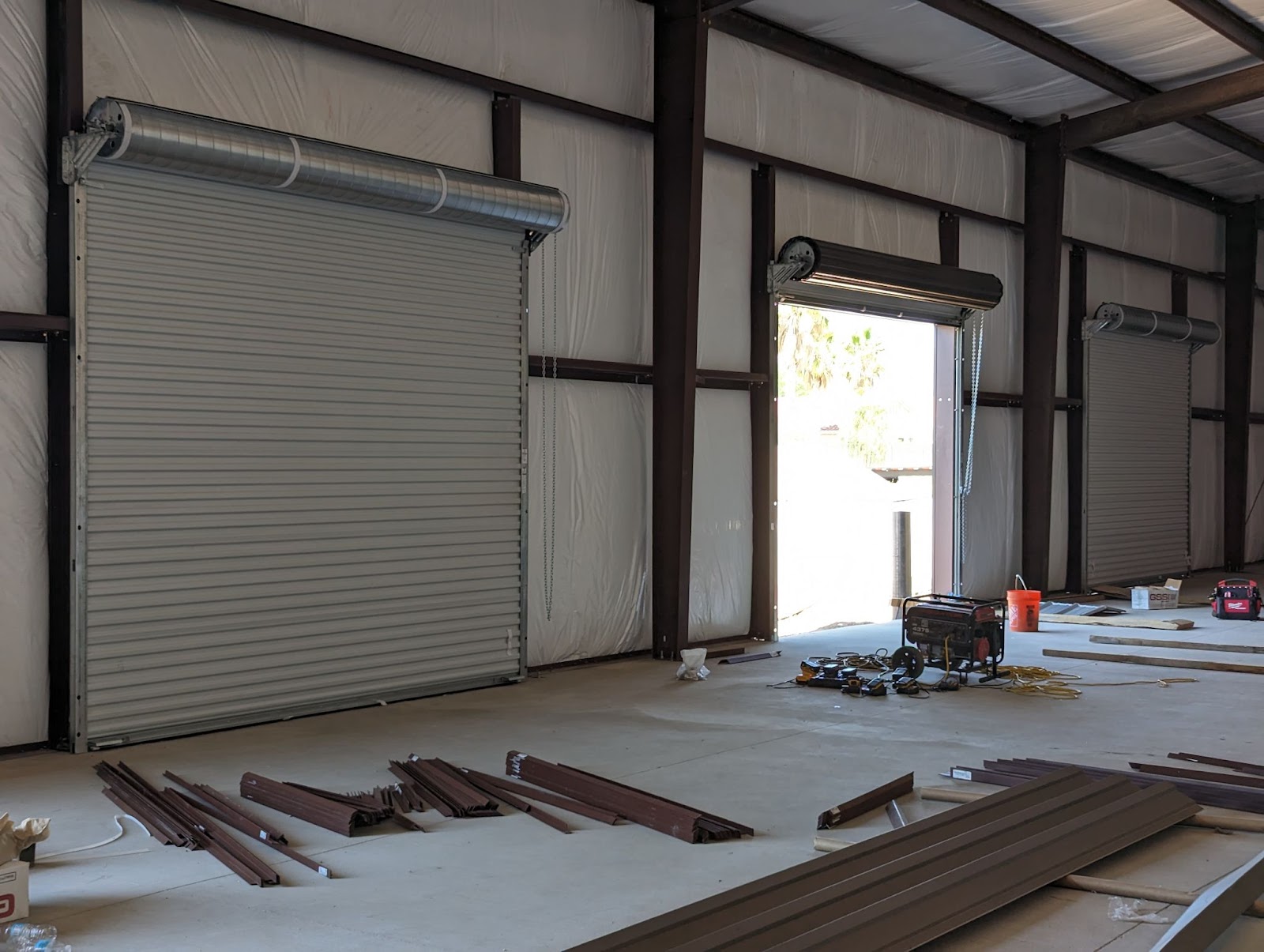 Garage Door Xperts Expands Commercial Overhead Door Services in Maricopa County