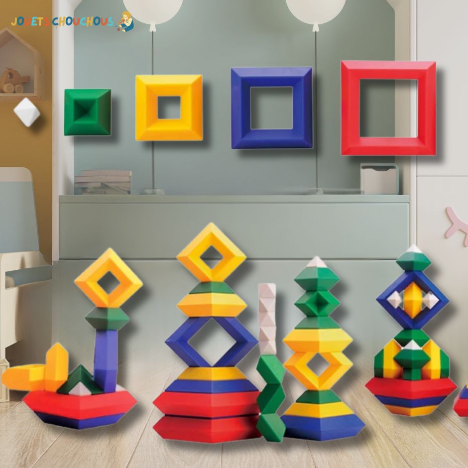 jeu de construction montessori des pyramides utilisés comme décoration