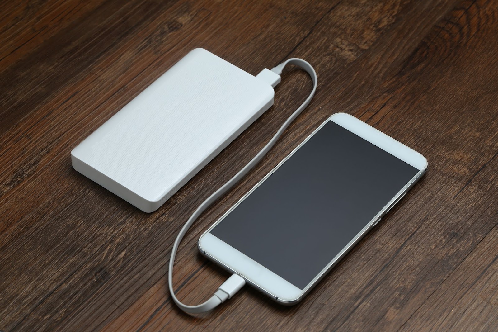 No outlet? No problem. Portable power banks keep your devices charged up while you’re on the move.