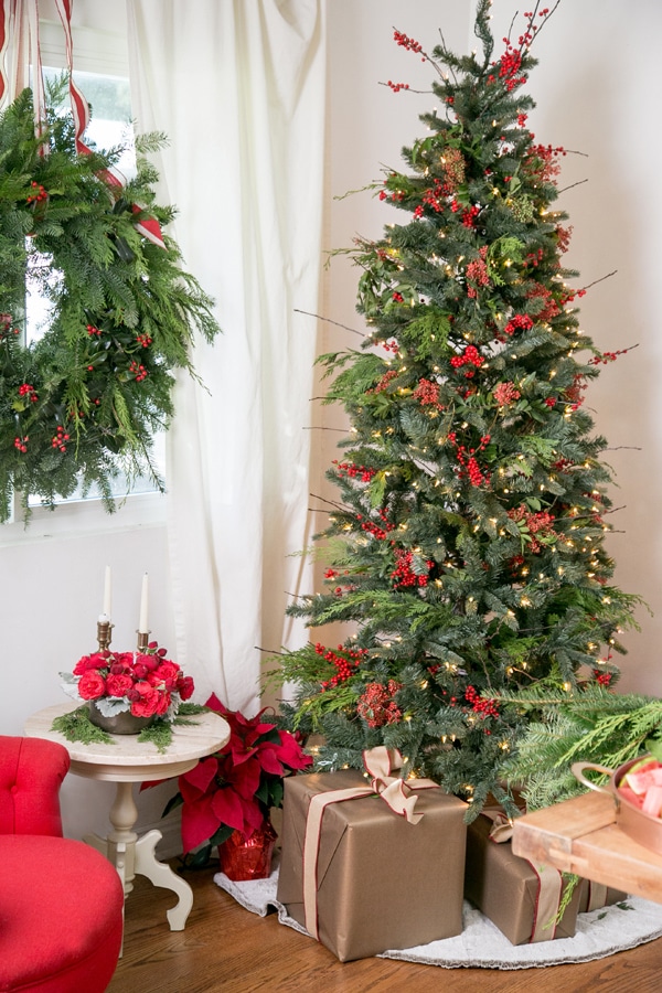 Red Berries Christmas Tree Decor