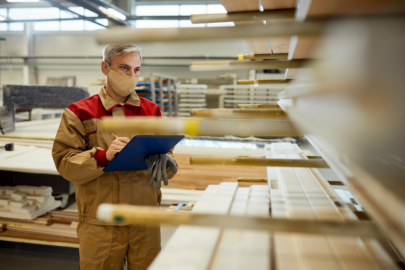 The Difference Between Residential and Commercial Cabinet Suppliers
