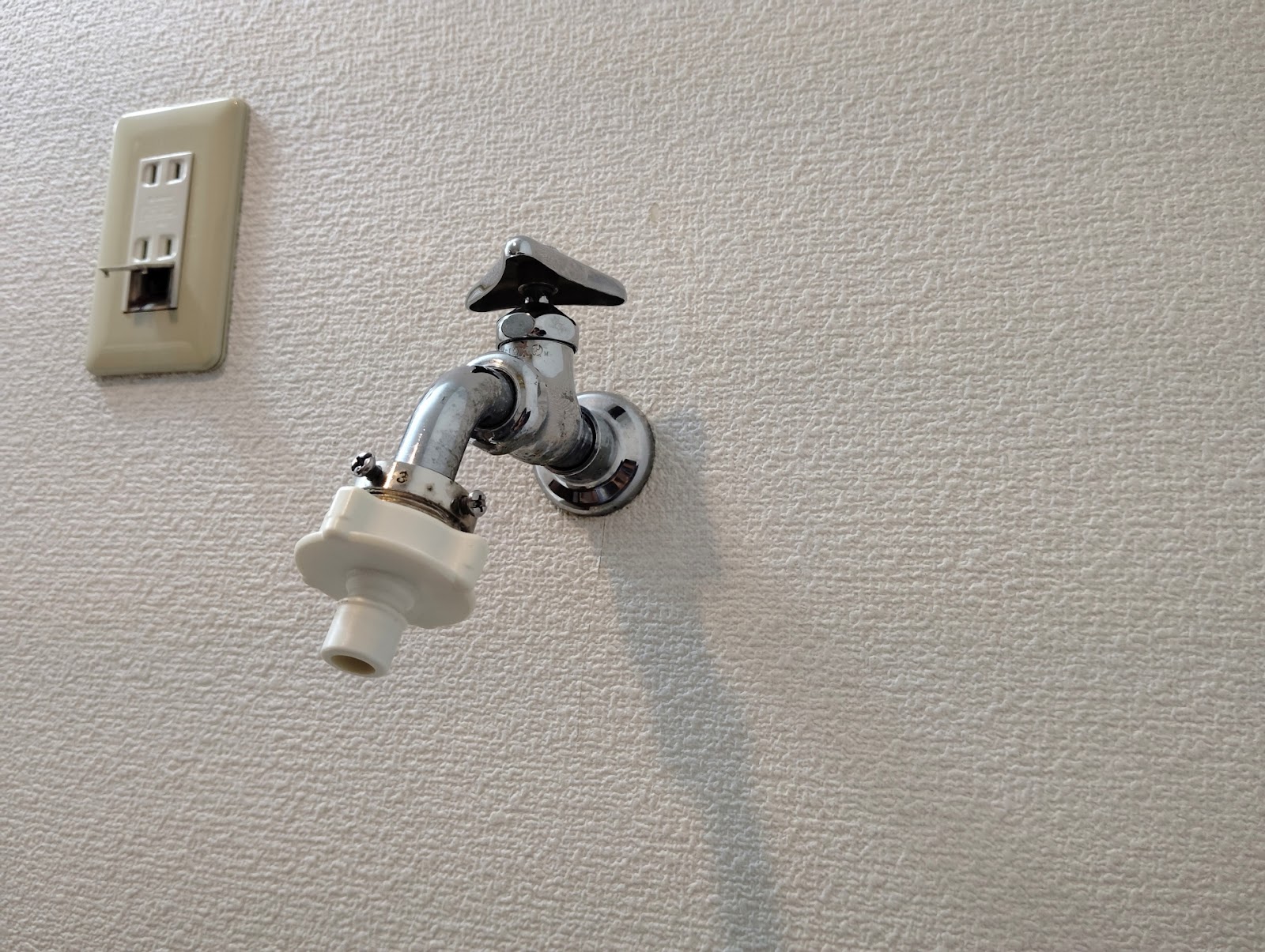 洗濯機 水 たまらない