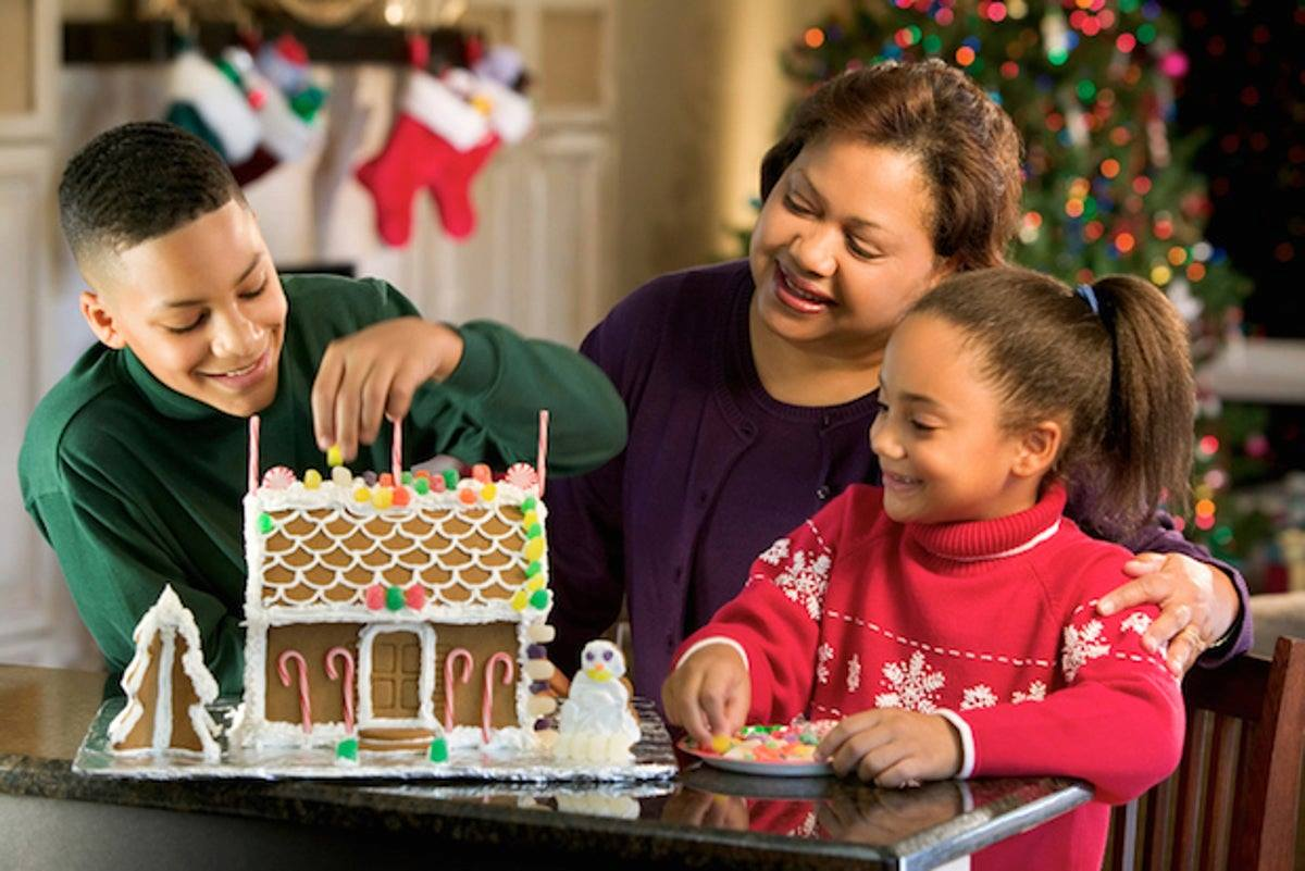 Making a gingerbread house 