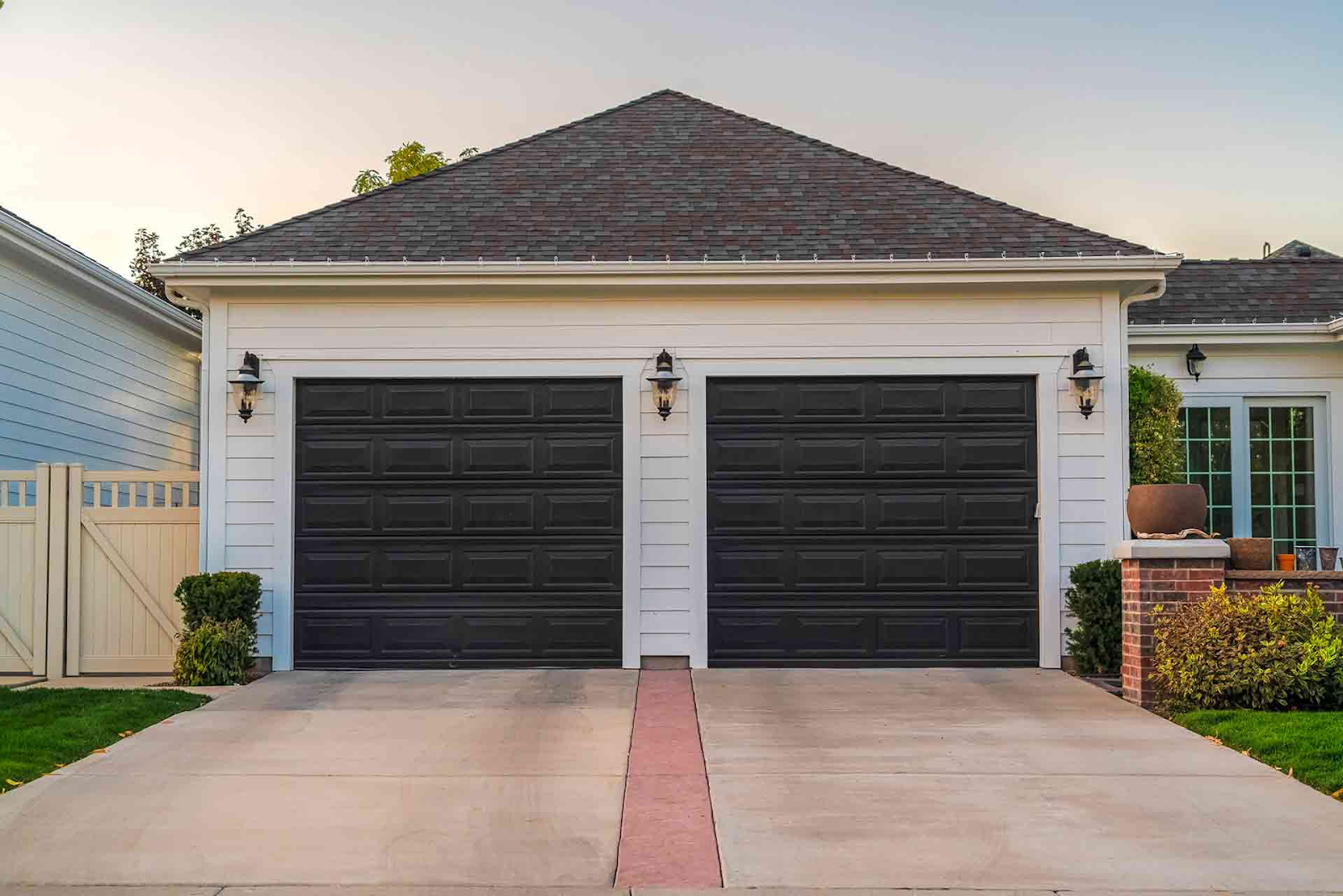 how much is it to fix a garage door