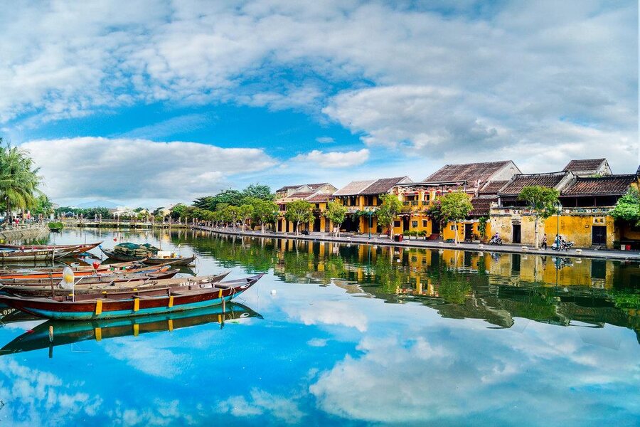 Hoi An is in the top 13 most romantic destinations in the world. Source: wiki-travel