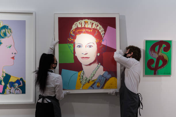 The Andy Warhol signed print value of this “Queen Elizabeth II, From Reining Queens” will be announced once the auctioneers begin its auction.