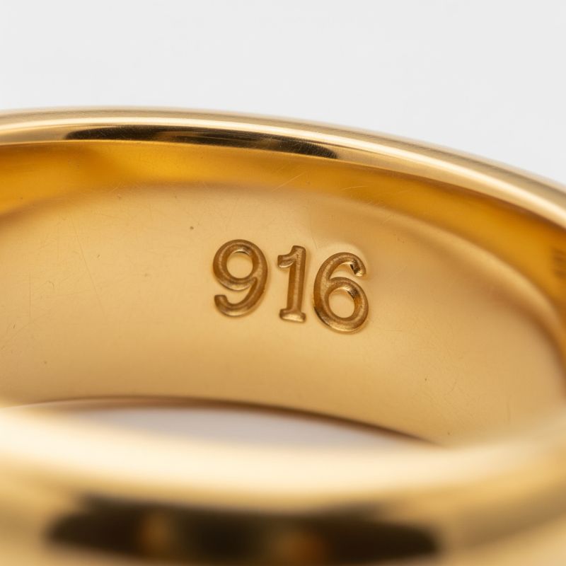 Dấu khắc “916” rõ nét trên mặt trong nhẫn vàng 22K