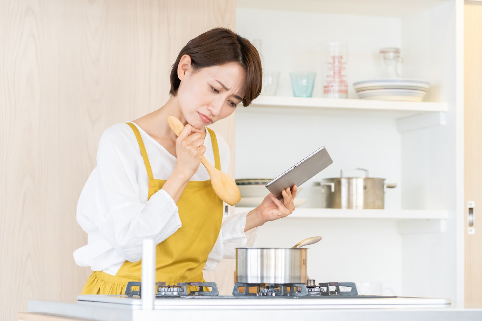 カチカチの牛すじ煮込みができてしまった時の対処法