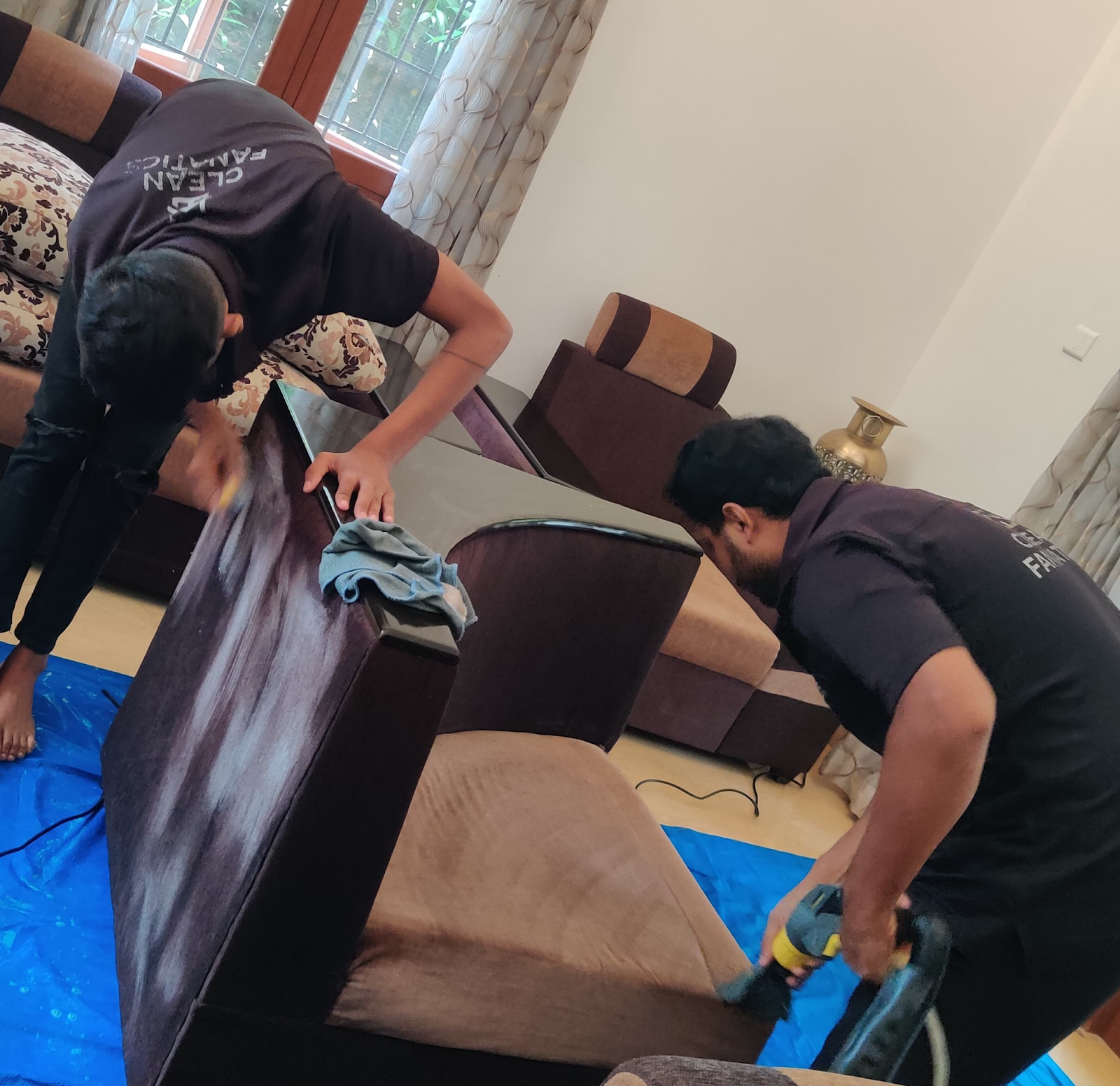 A Complete Guide to Professional Sofa Cleaning Services: What to Expect