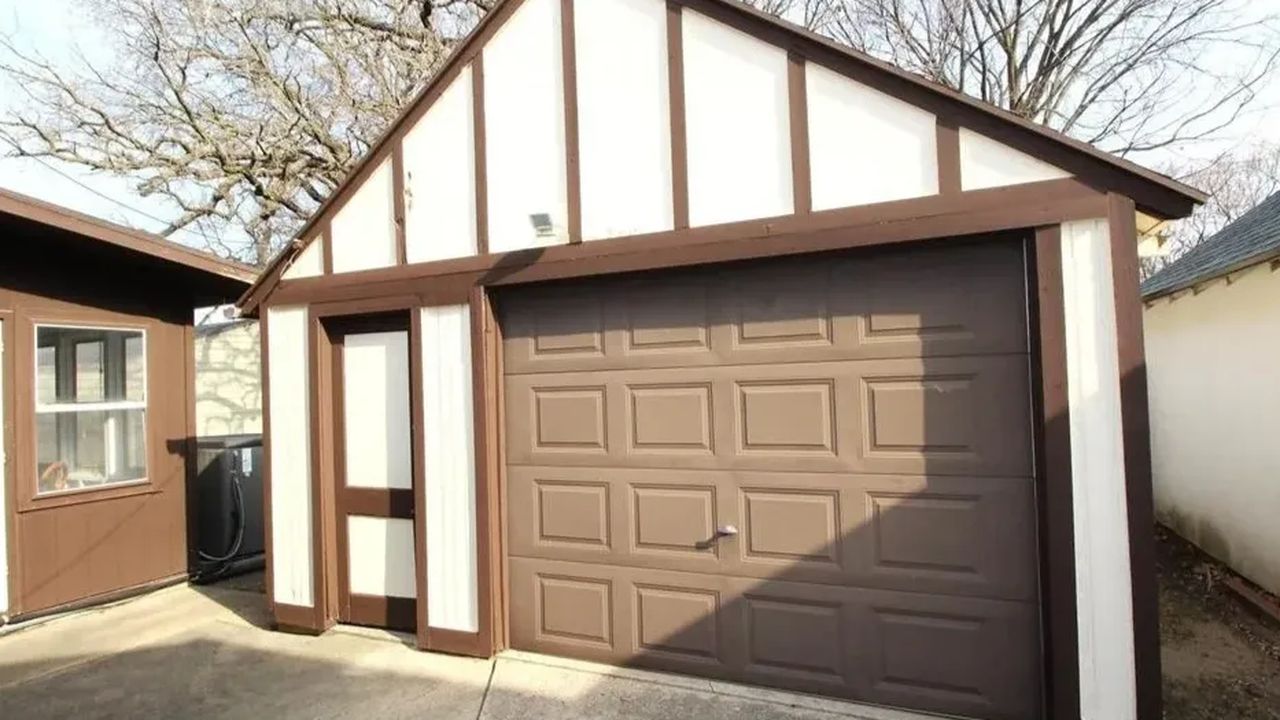 Charming 3-Bedroom Brick Home with Cozy Fireplaces and 3-Season Porch (Floor Plan Inside)