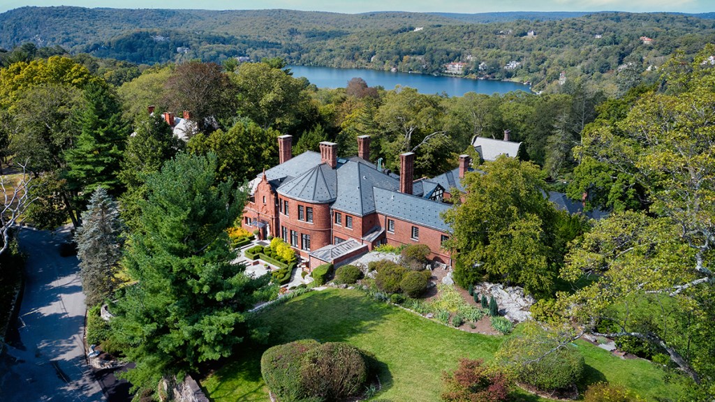 dorothy draper home tuxedo park