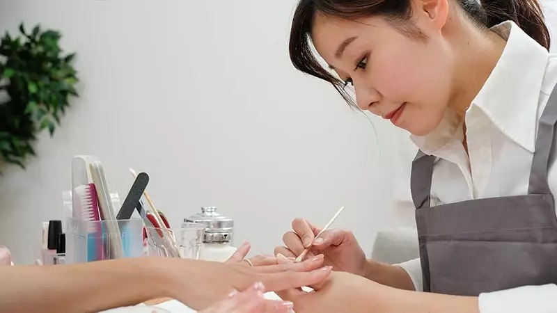 Điều thuận lợi khi làm nails ở Mỹ