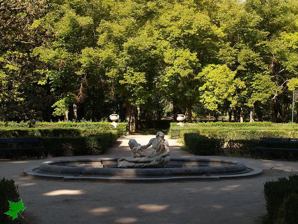 C:\Users\USUARIO\Desktop\RESTAURACION JARDIN DEL PARTERRE\fuente dios tajo.jpg