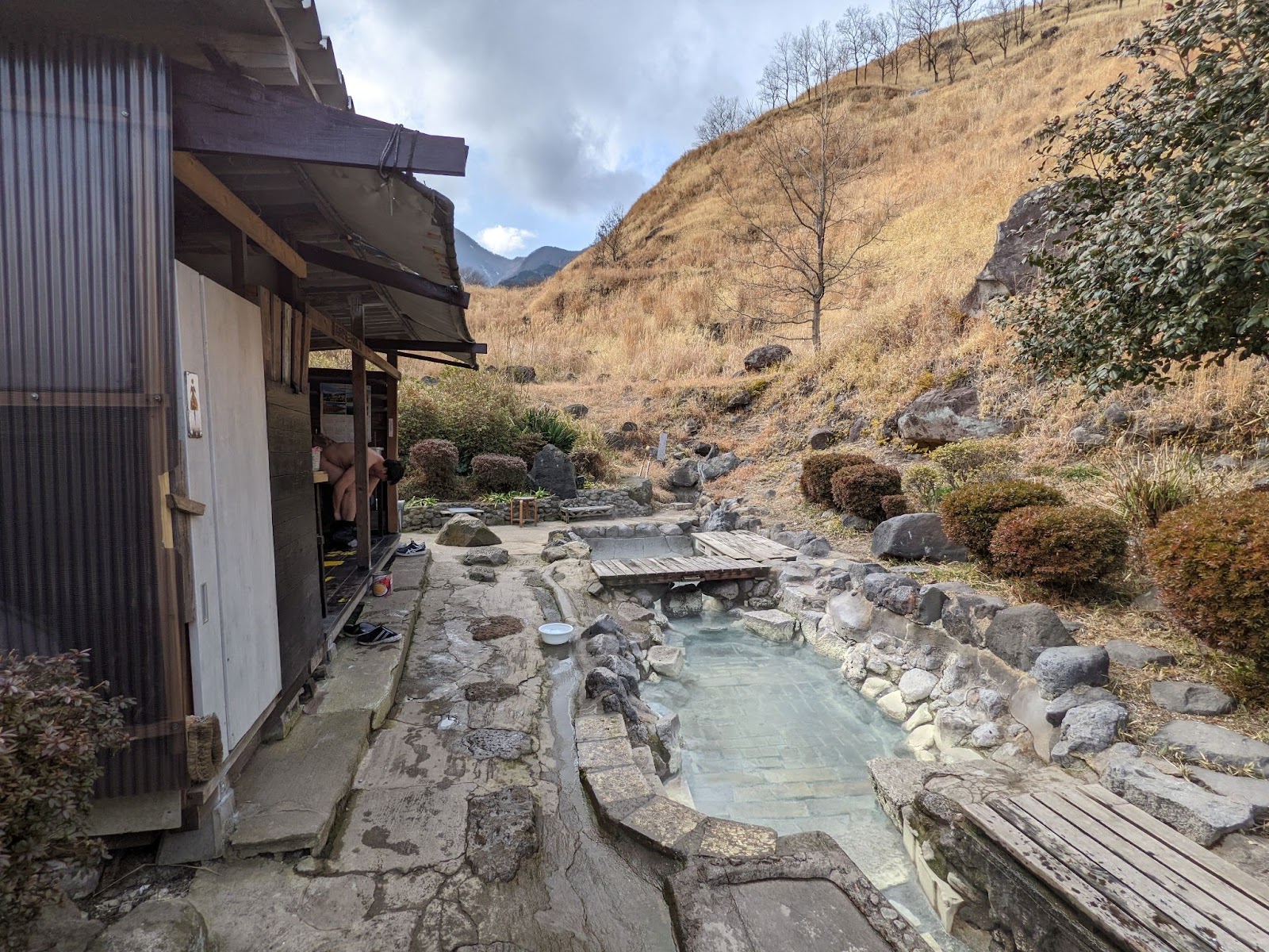 鶴の湯