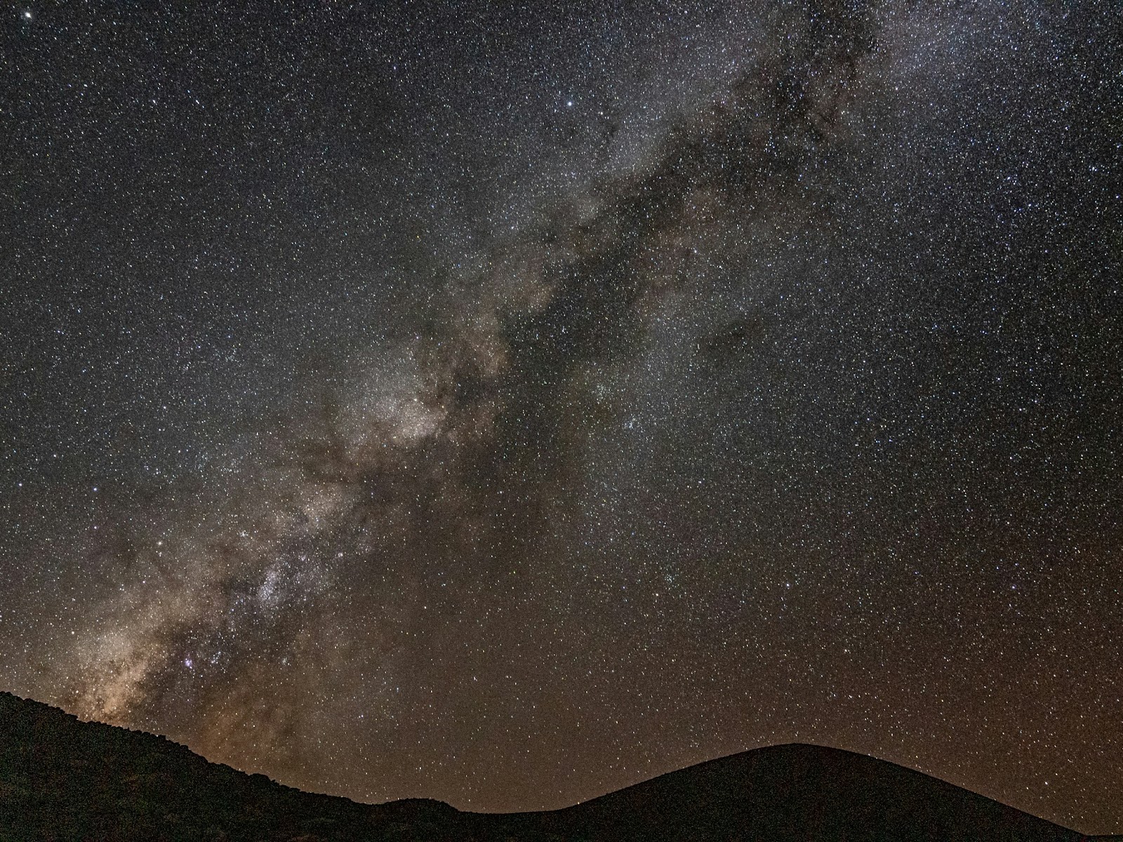 Stars fill the sky night from Mauna Kea’s summit.