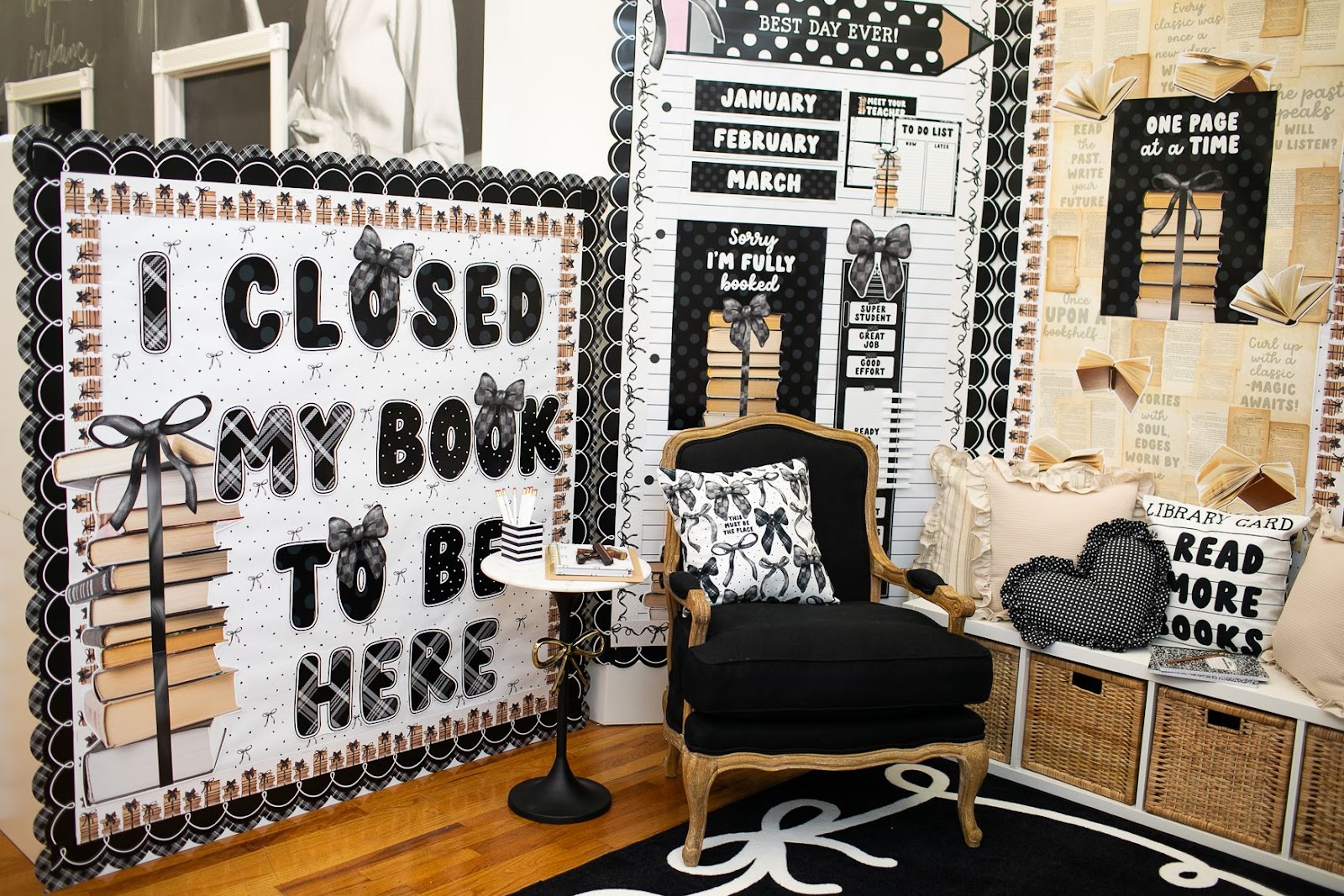 Black and white Coquette decor