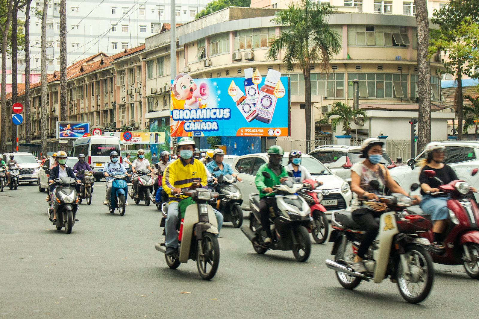 Billboard tại Quận 1