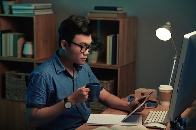 How to Build a Portfolio That Impresses as a Programmer