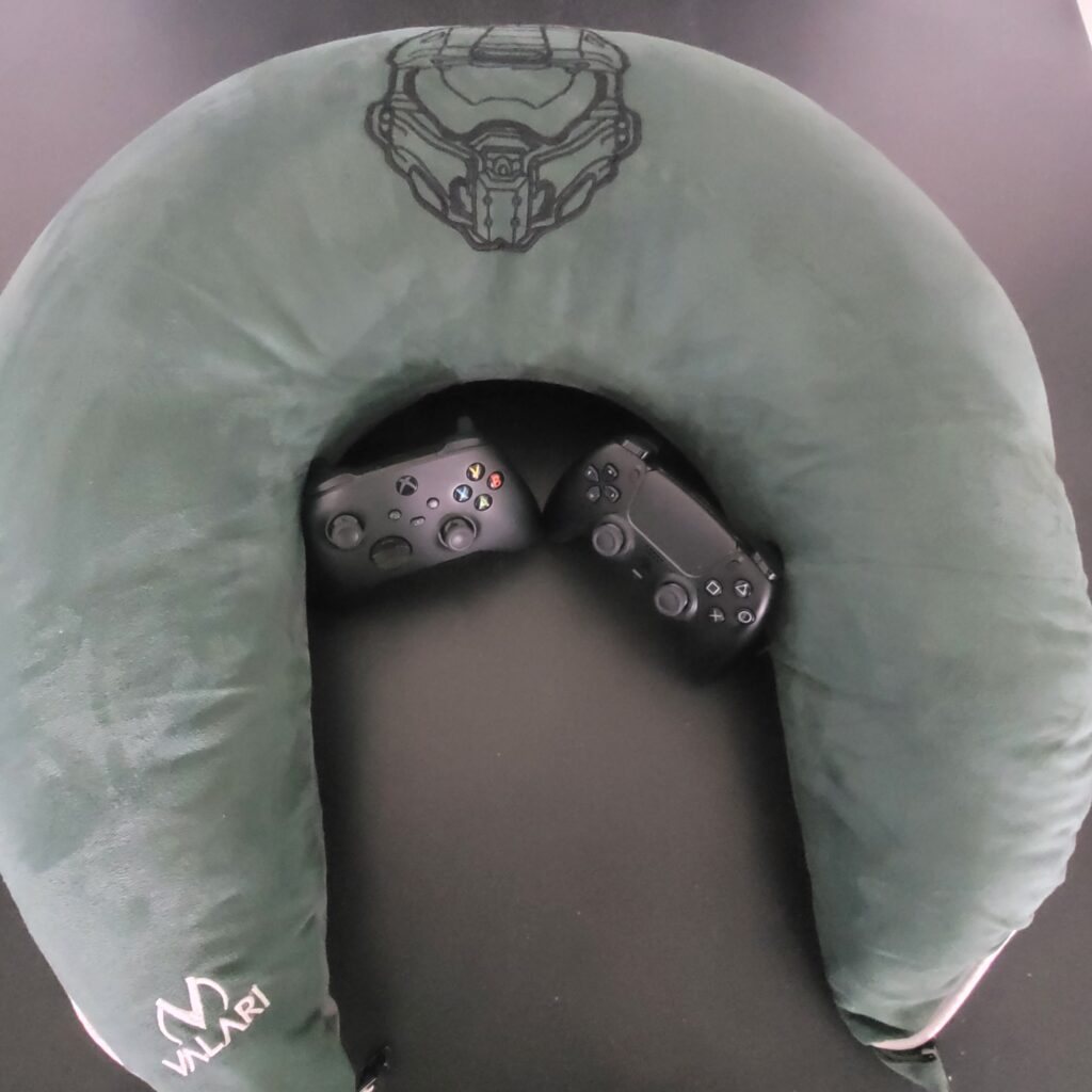 Valari Gaming Pillow Review - Image 3
