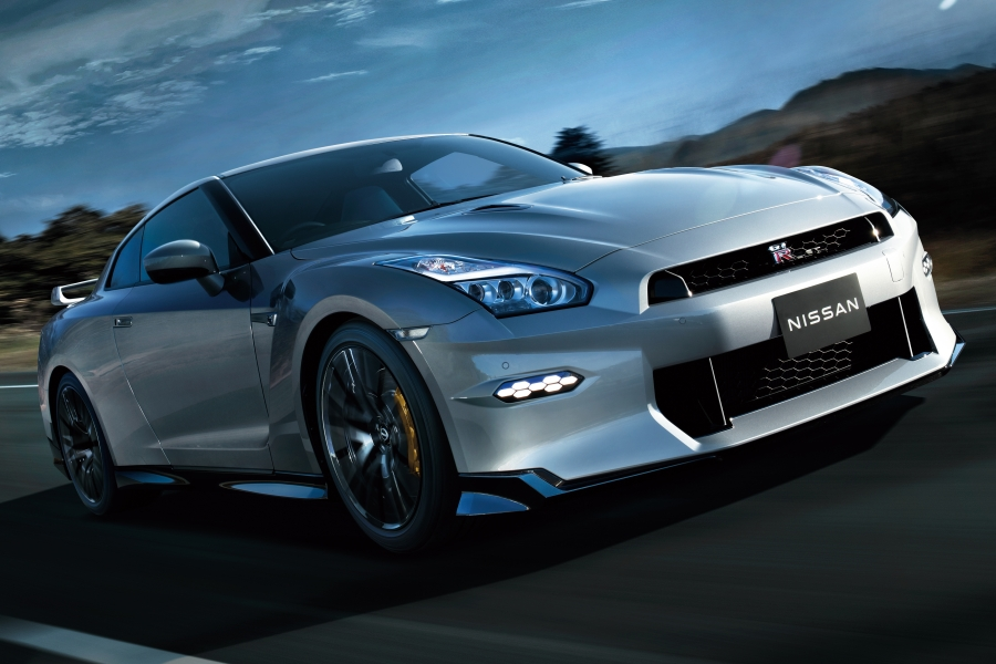 ดีไซน์ภายนอกรถยนต์ : Nissan GT-R Model 2025