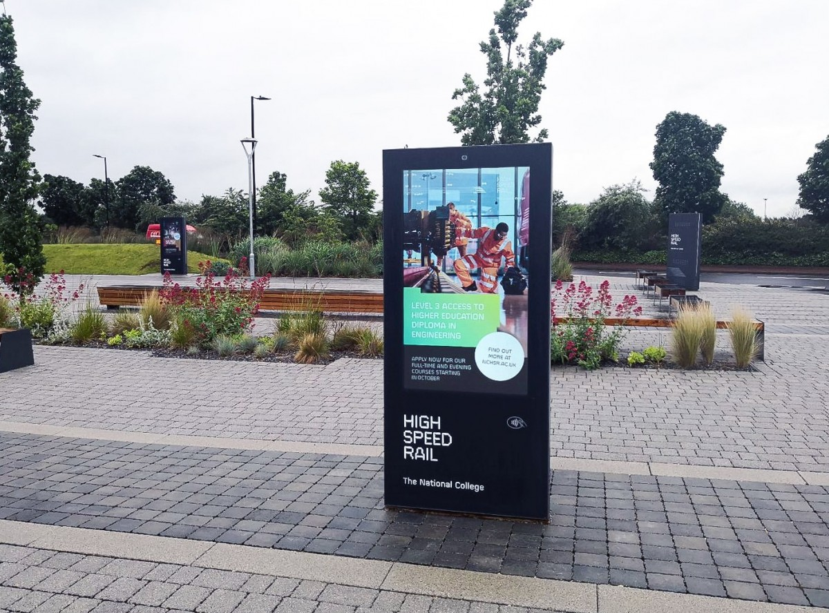 How to perform maintenance on outdoor interactive digital signage.